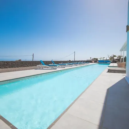 Casa With A Private 25 Meter Heated Pool Holiday home *