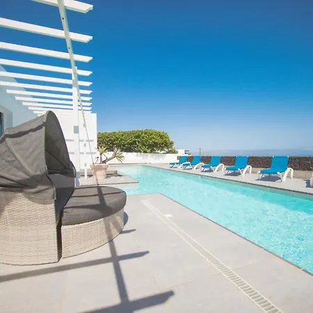 Casa With A Private 25 Meter Heated Pool Holiday home