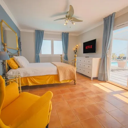 Ferienhaus Casa With A Private 25 Meter Heated Pool